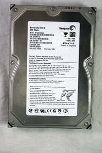 Seagate Barracuda 7200.8 200Gb