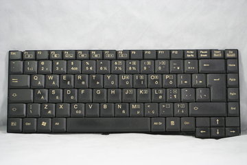 Fujitsu Amilo M1425 Keyboard  