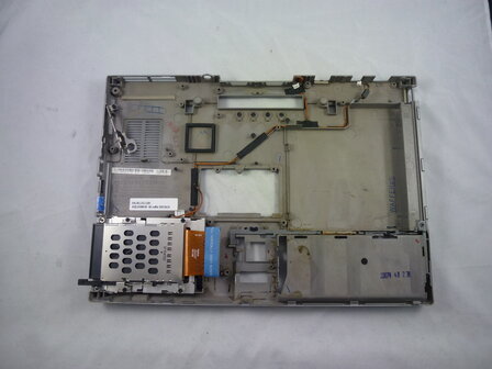 Dell Latitude D630 Bottom Case 