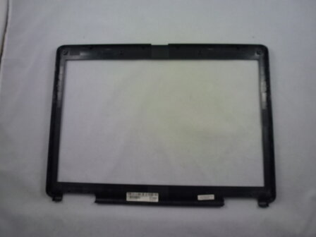 Toshiba Satellite L40 Bezel