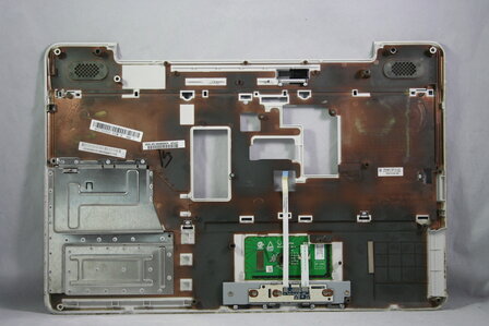 Toshiba Satellite L500 / L500D Palmrest  