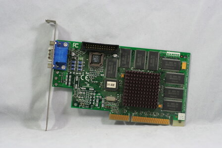 Diamond MultiMedia / Viper V550 ATXNLX Video card 16MB AGP 