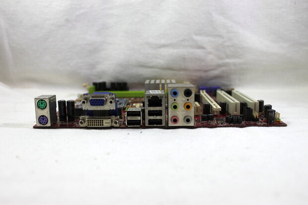 MSI P6NGM-FD Motherboard