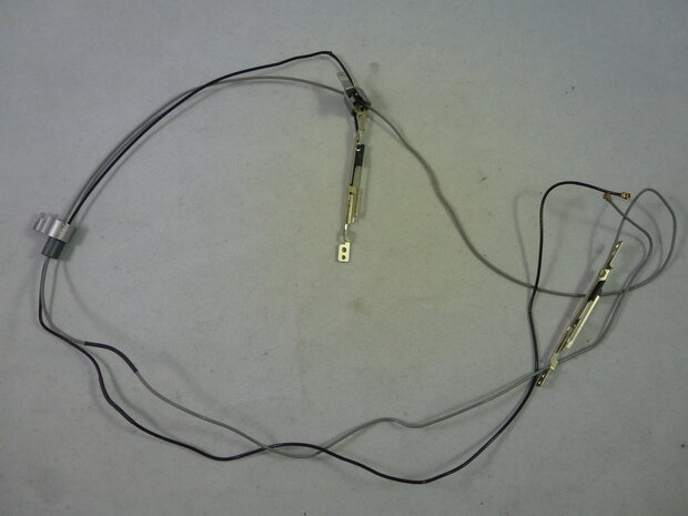Sony Vaio PCG-6H1M WiFi antenna's with hinge covers