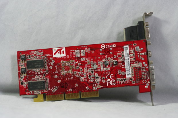 ATi Radeon 9200 SE Video Card 