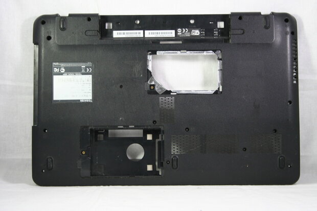 Toshiba Satellite C670 / C670D / C675 / C675D Bottomcase 