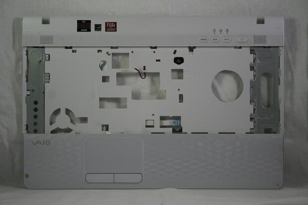 Sony Vaio VPCEL PCG-71C11M Palmrest 