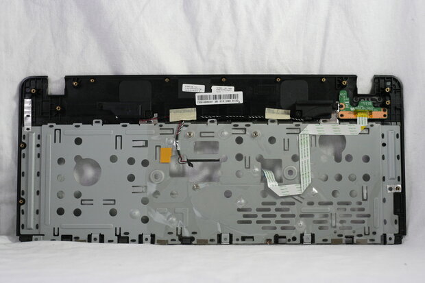 Packard Bell EG70 Keyboard Bezel 