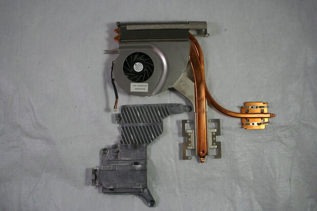 Sony Vaio VGN-AR14 CPU Heatsink and Cooling Fan 