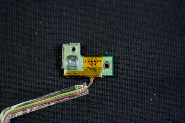Apple Powerbook G4 A1138 Light Sensor Board & Cable  