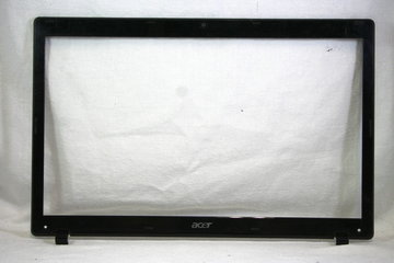 Acer Aspire 7560 Bezel 