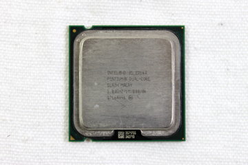 Intel Pentium E2160 Processor 